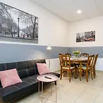 Downtown Family Apartments Shopping Street Polwiejska By Renters
