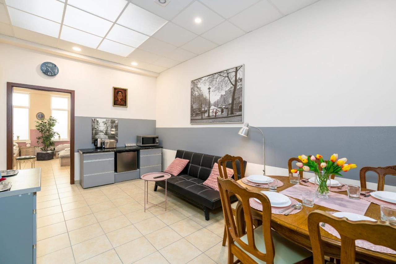 Downtown Family Shopping Street Polwiejska By Renters Apartment *